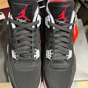 Air Jordan 4 Retro